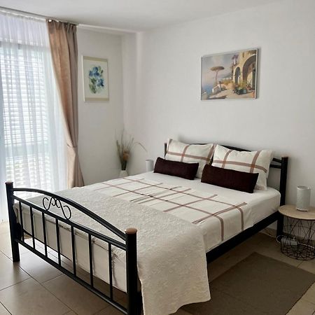Apartmani Fortuna Lumbarda Exterior foto