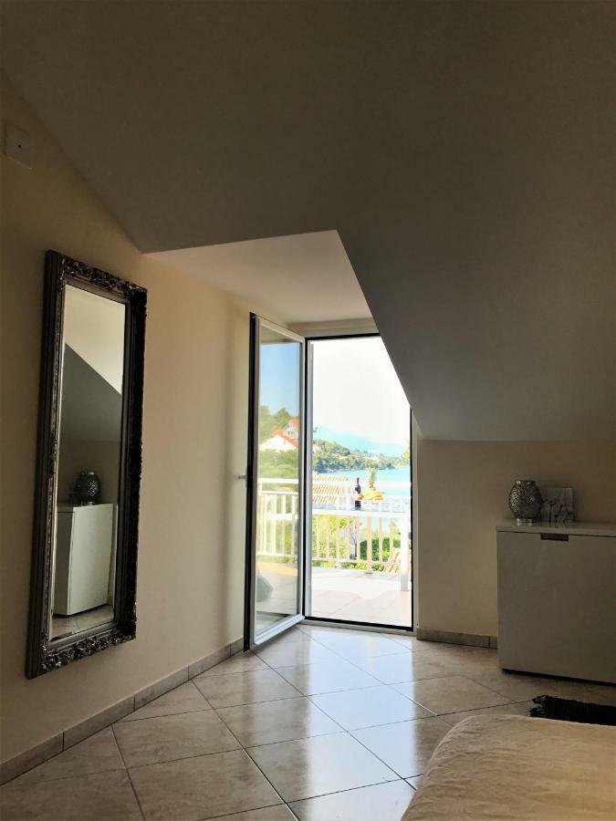 Apartmani Fortuna Lumbarda Exterior foto