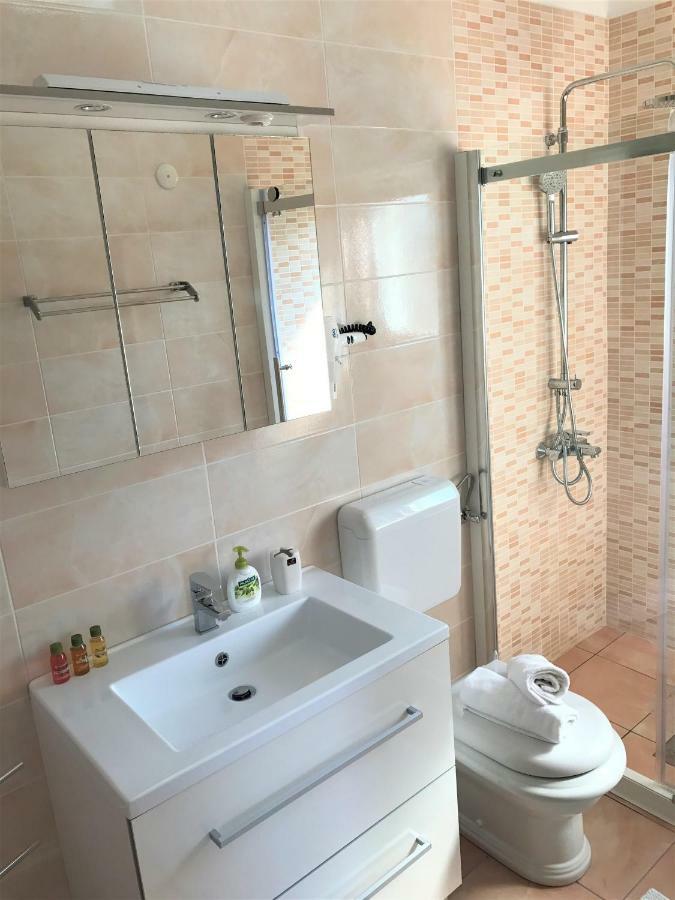 Apartmani Fortuna Lumbarda Exterior foto