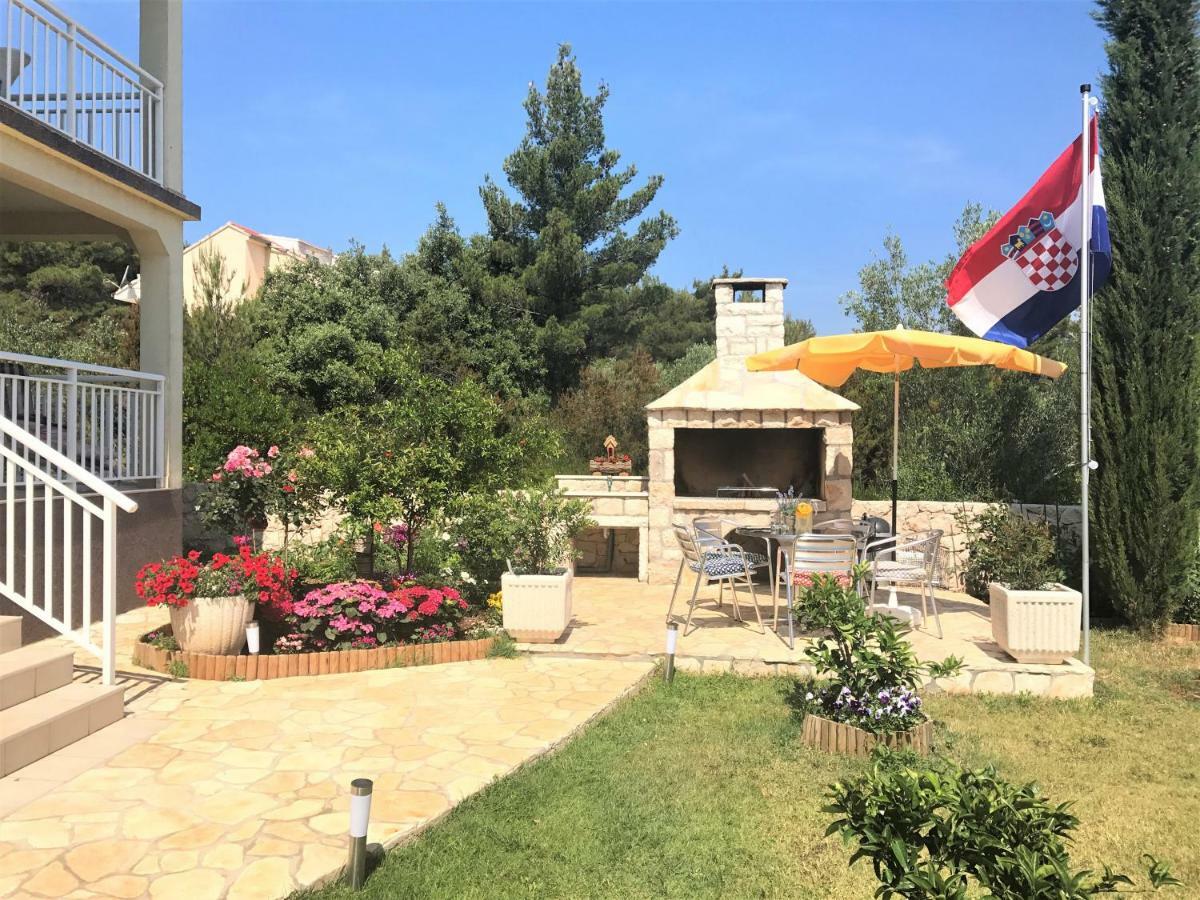 Apartmani Fortuna Lumbarda Exterior foto